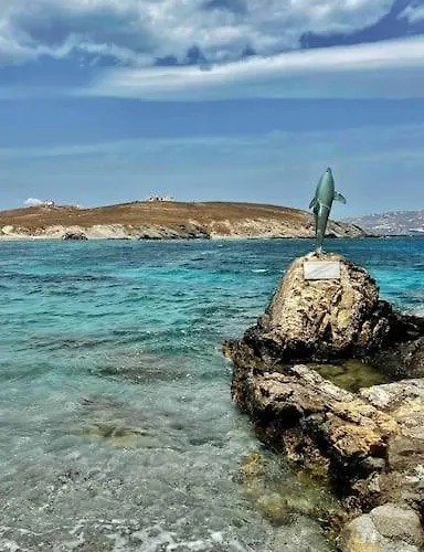 Villa Waterfront - Stunning 6 Bedroom Annita With Pool