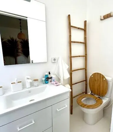 빌라 Waterfront - Stunning 6 Bedroom Annita With Pool *