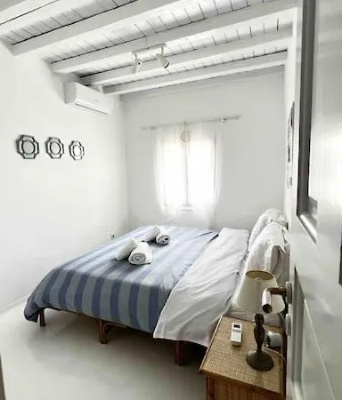 Waterfront - Stunning 5-bedroom Annita With Incredible Views Villa