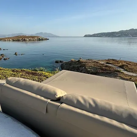 Annita On The Water With 5 Bedrooms *