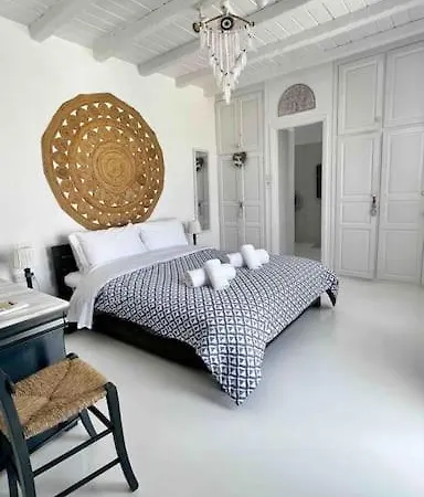 Annita On The Water With 5 Bedrooms *