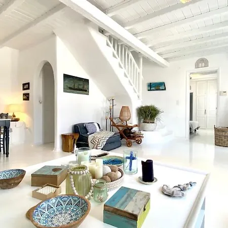 Annita On The Water With 5 Bedrooms