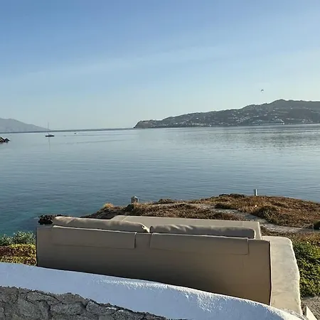 Waterfront - Stunning 5-bedroom Annita With Incredible Views *