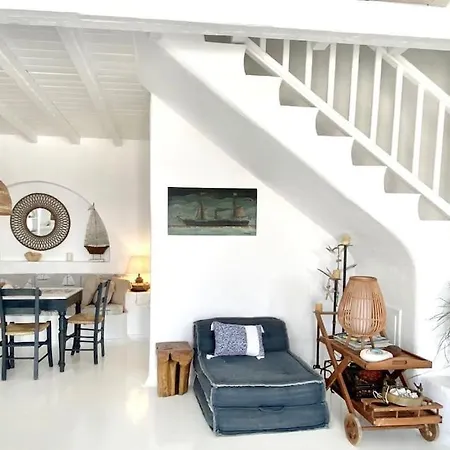 Annita On The Water With 5 Bedrooms