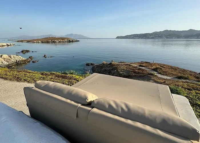 Waterfront - Stunning 6 Bedroom Annita With Pool *