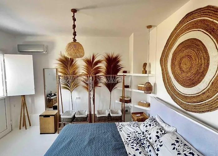 Waterfront - Stunning 6 Bedroom Annita With Pool فيلة