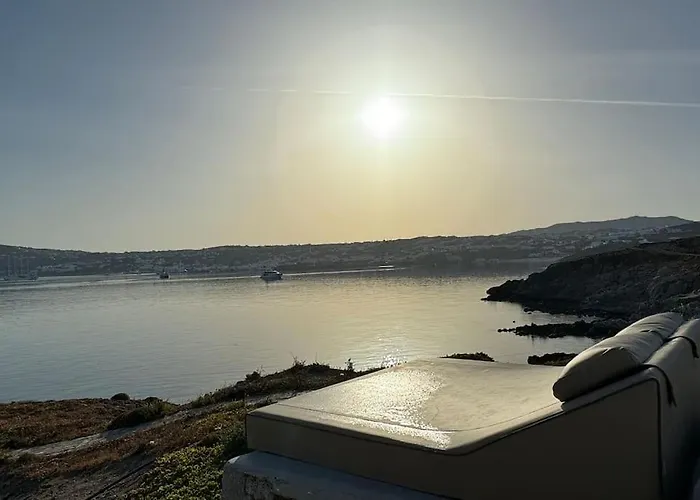 Waterfront - Stunning 6 Bedroom Annita With Pool Villa Mykonos Town