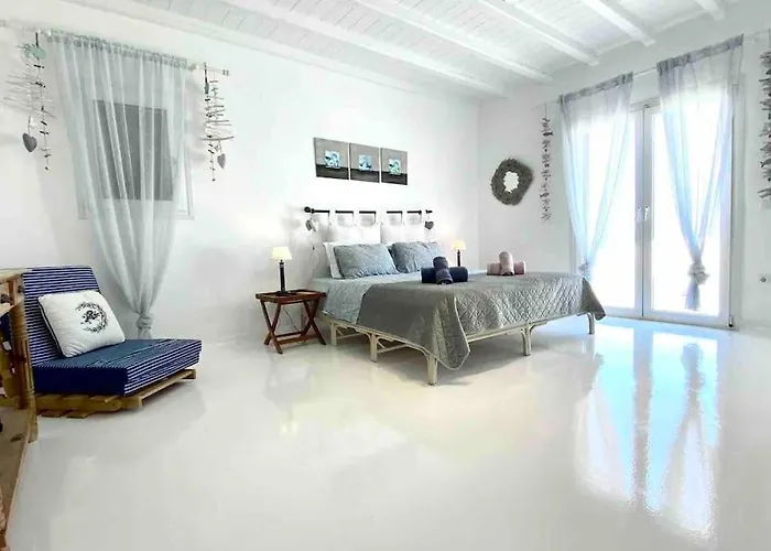 Waterfront - Stunning 6 Bedroom Annita With Pool * Mykonos Town