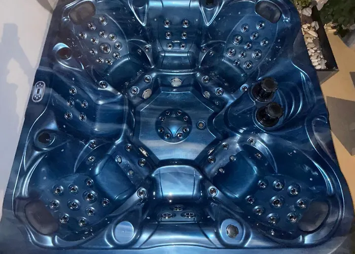 فيلة Waterfront - Stunning 6 Bedroom Annita With Pool *